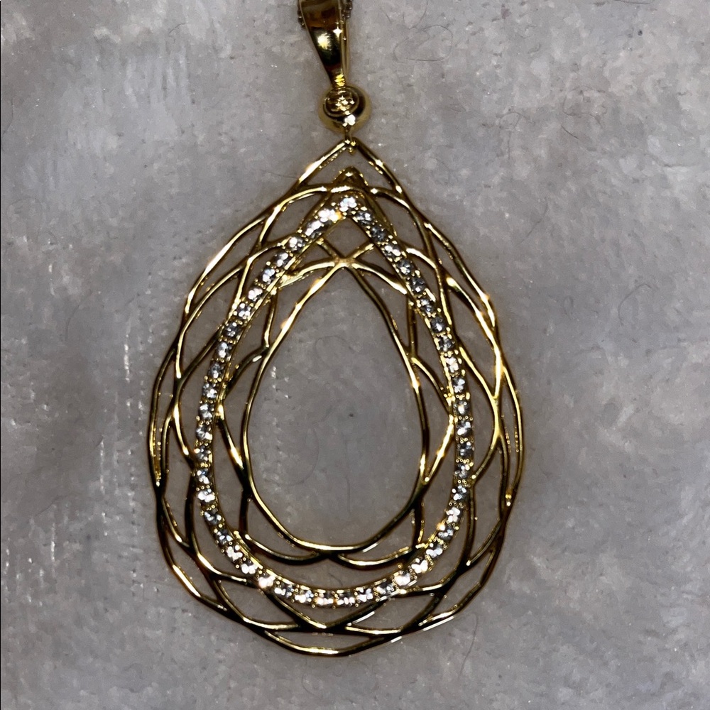 Gold Teardrop Pendant Necklace - Women Jewelry